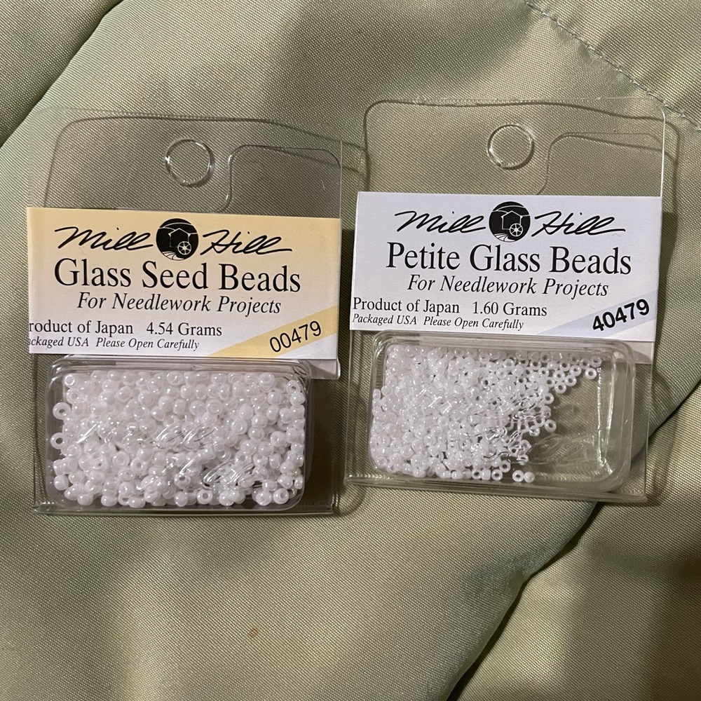 Mill Hill White petite glass & glass Seed Beads 103 bulk